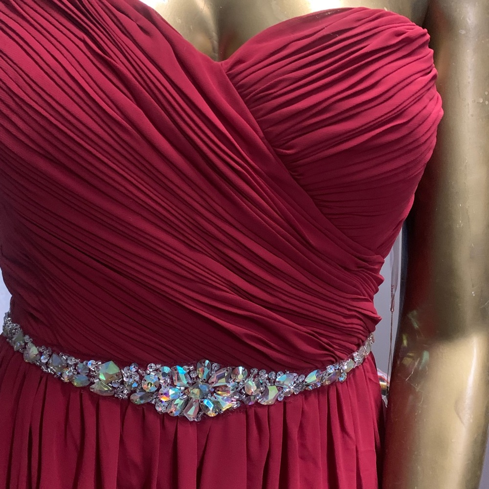Strapless Burgandy Formal Dress